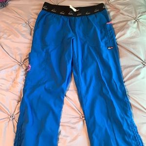 Woman’s Koi Scrub Pants